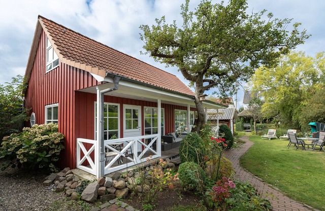 Vacation home for 2 guests with 35m² in Laboe (294564)