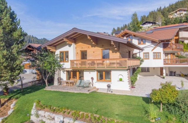 Vacation home Happy by Interhome