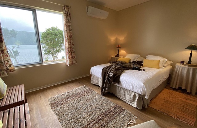 Vacation home in the countryside on the shores of Lagoa das 7 Cidades