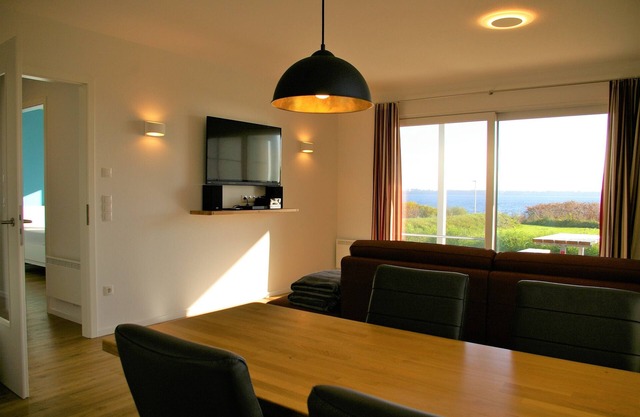 Vacation home K (77 m²) with lake view for up to 4 people