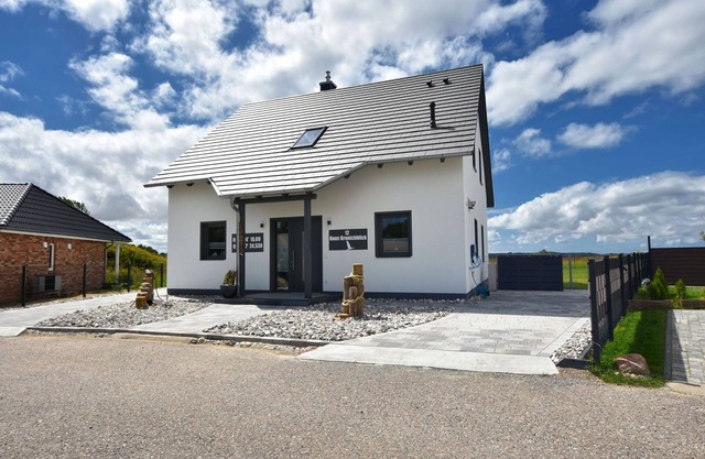 Vacation home Kranichblick with sauna, gas fireplace and house ventilation