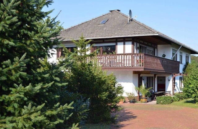 Vacation home Lefarth - Holiday apartment Esther