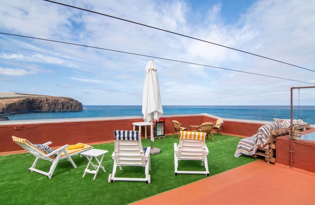 Vacation 'Las Velas' with Sea View, Wi-Fi and Air Conditioning