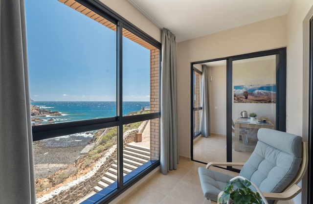 Vacation 'Maresía' with Sea View, Private Terrace and Wi-Fi