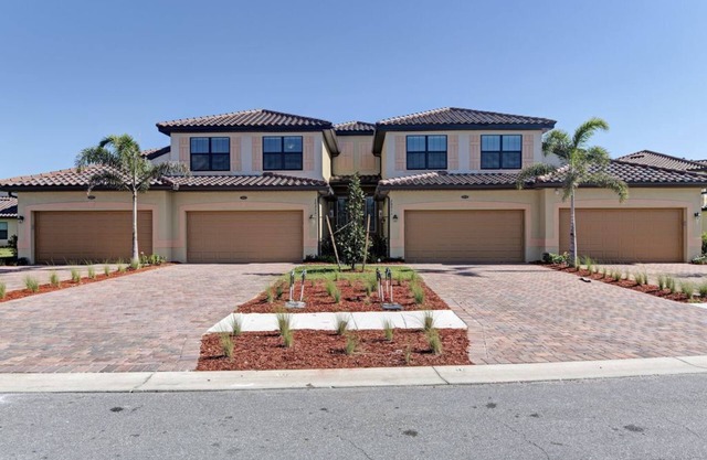 Vacation Rental Minutes From the World Famous Gulf Coast