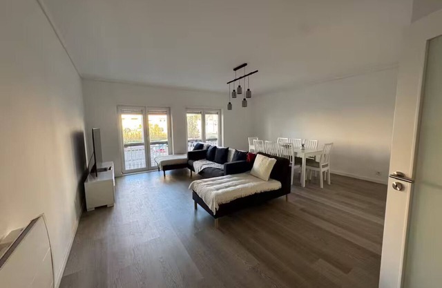 Vagueira’s Apartment