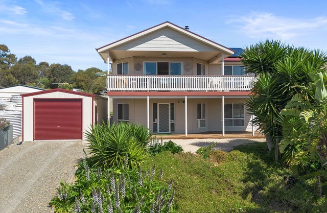 Valley Views - 11 Woodgate Road