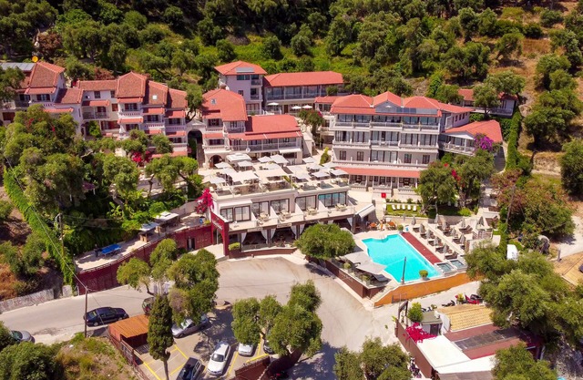 Valtos Beach Hotel