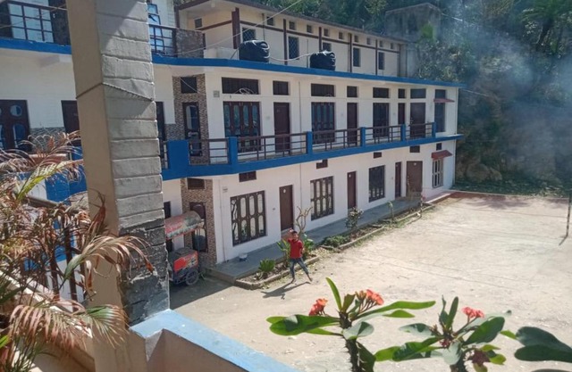 Vamoose Srishty Choice