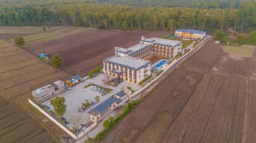 Vanashraya Corbett Resort