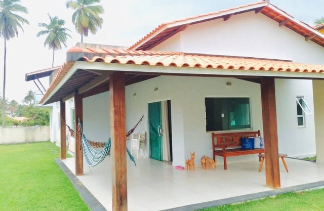 Very comfortable beach house. Beachfront gated community 24 hour security