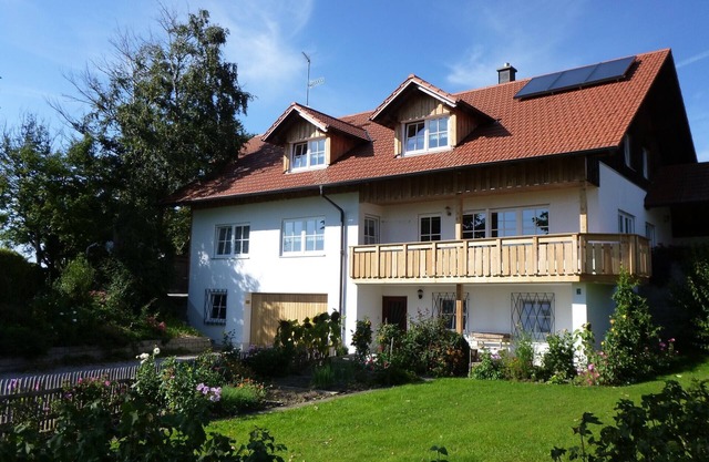 Very personal vacation apartment in typical Ostallgaeu