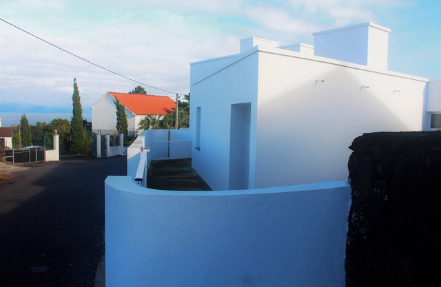 Very well equipped apartment in the center of São Roque do Pico