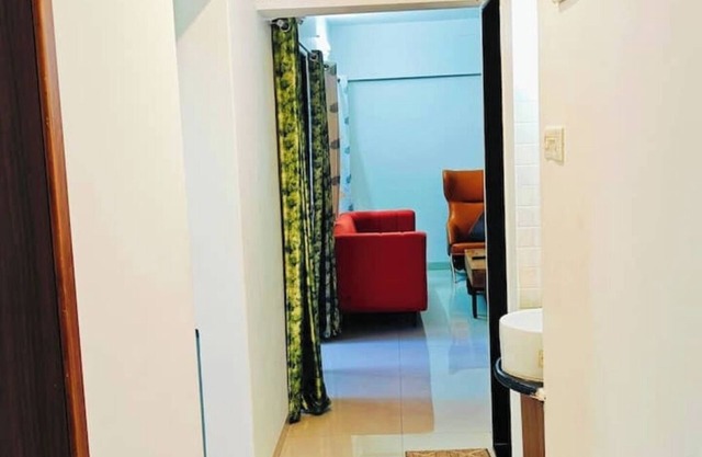 Vibrant 2bhk Apt Nr Jupiter Hsp