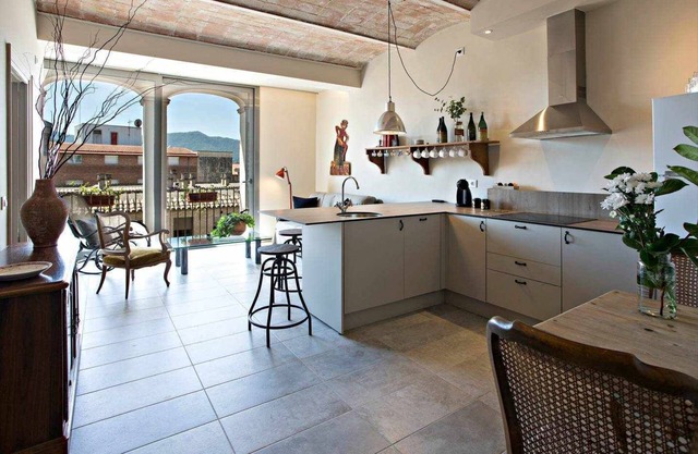 Vidrier, flat with access to indoor swimming pool