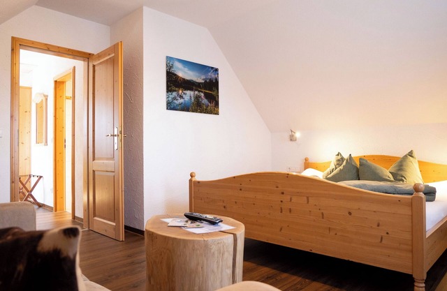 Vierbettzimmer, 55qm, mit DU/WC und Balkon