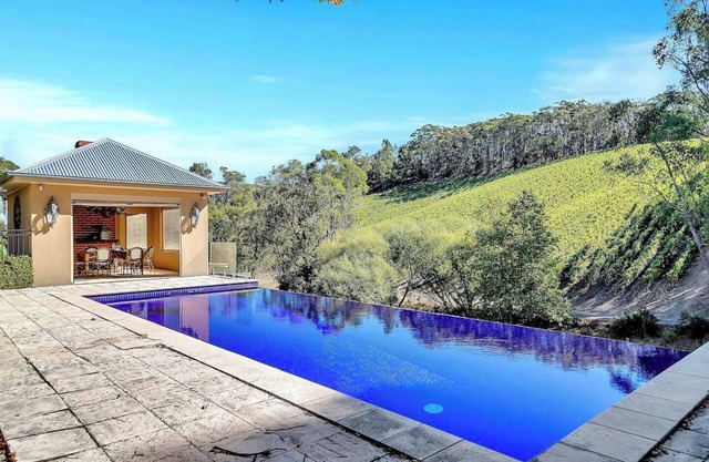 Vihara Valley Heritage Estate with Country Garden