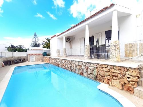 Vila San Remo by MTPhomes