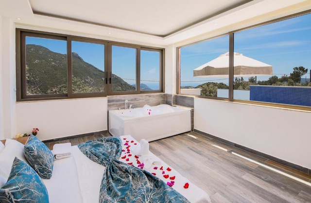 Villa 1 Sleeps 2 Honeymoon Isolated Infinity-Villa Orkide