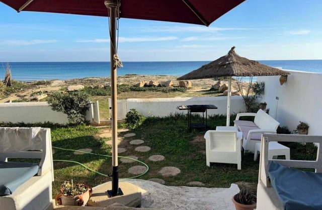 Villa 2s+3 Pied Dans L'eau Kelibia