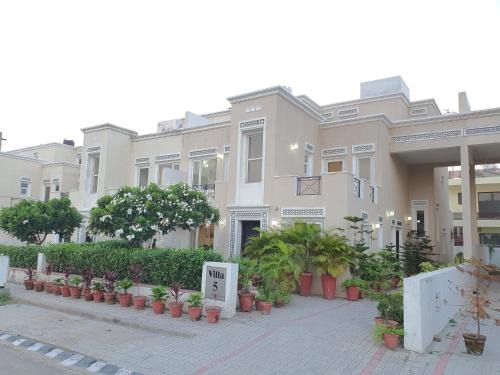 Villa 5