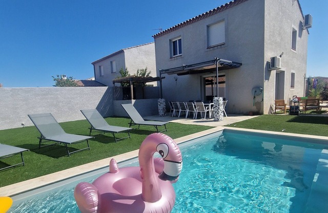 Villa 8 persons with private pool