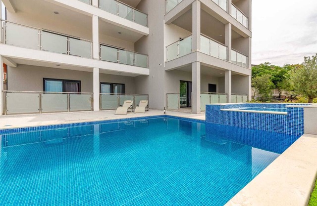 Villa 80m from the beach with the big pool in garden