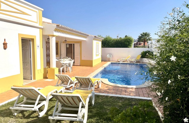 Villa Ana, a lovely 3 Bedrooms, 3 Bathrooms Perfectly Located, Great Value, Low Budget Villa holiday