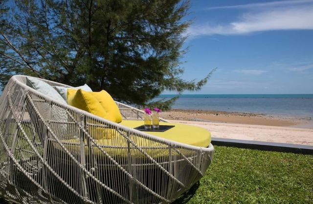 Villa Anar - 5 bedrooms beachfront