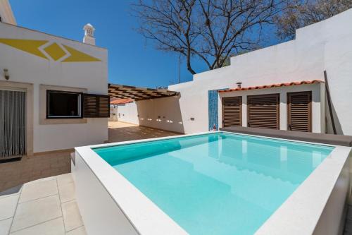 Villa Ancora - Nex to the Beach - Parking - Swimming Pool - BY BEDZY