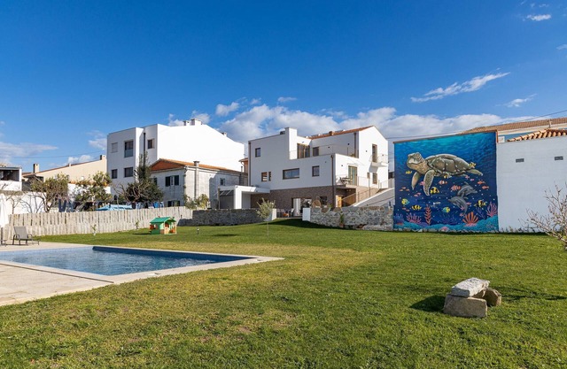 Villa Aqua Madalena | Pool, Beach & Close to Porto