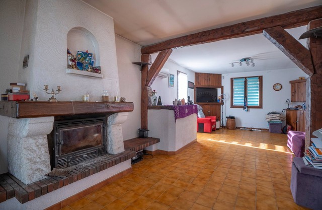 Villa 'Arbre De Vie' with Private Terrace, Private Garden and Wi-Fi