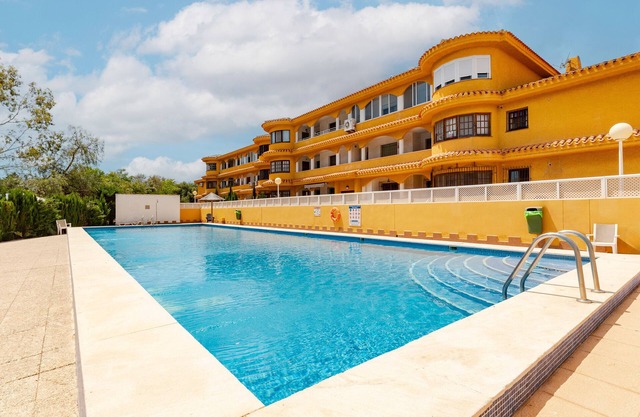 Villa 'Artep' with Shared Pool, Wi-Fi and Air Conditioning