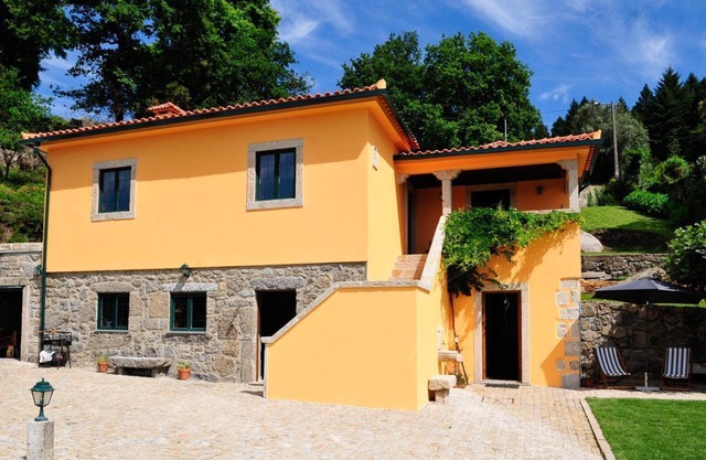 Villa Ava - Four Bedroom Villa, Sleeps 8