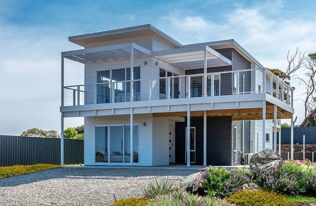 Villa By the Sea-4 Bedrooms -Sea View Rural View 2 minutes walk to EmuBay beach