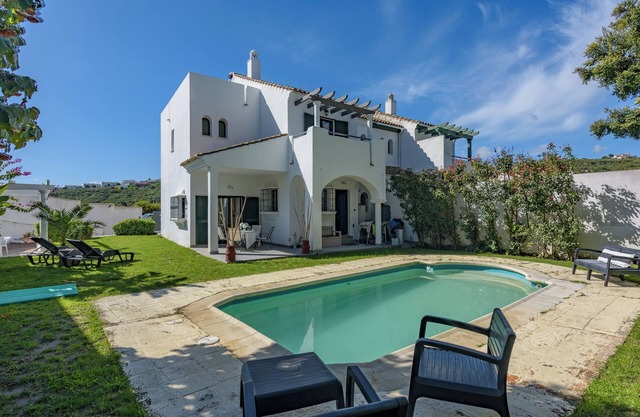 Villa 'Bali' with Mountain View, Private Pool and Wi-Fi