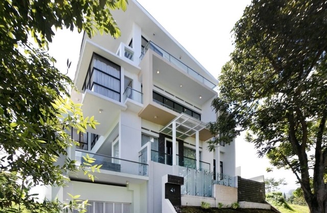 Villa Bandung DagoResor 7BR up 45 people Private Swimming Pool & Roof Garden BBQ