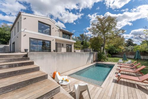 Villa Blanche - Climatisé, Piscine, Parking