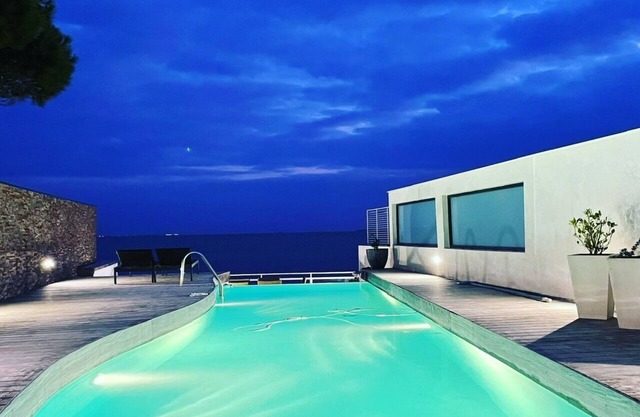 Villa Bord de mer - La Rochelle 8/10 people - Swimming pool/Jacuzzi