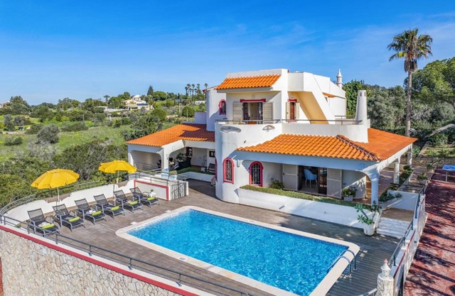 Villa Casa Coelho by Villa Plus