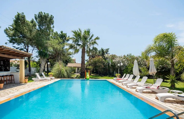 Villa- Cassandra n500meters from the beach.