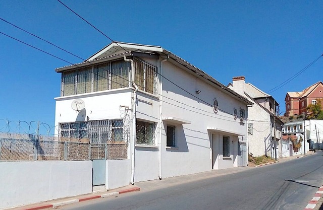 Villa center Antananarivo - garage -wifi- 160m2- equipped-3 bedrooms