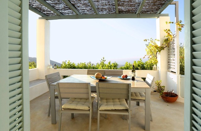 VILLA CHRISTINA A MAISONETTE WITH SPECTACULAR VIEW