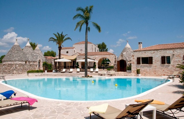 Villa Ciottolo - Six Bedroom Villa, Sleeps 18