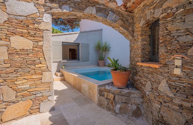 Villa climatisée pour 10 personnes avec piscine à Hyères-La Capte