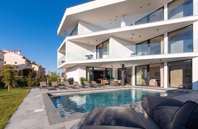 Villa Coco with Heated Pool