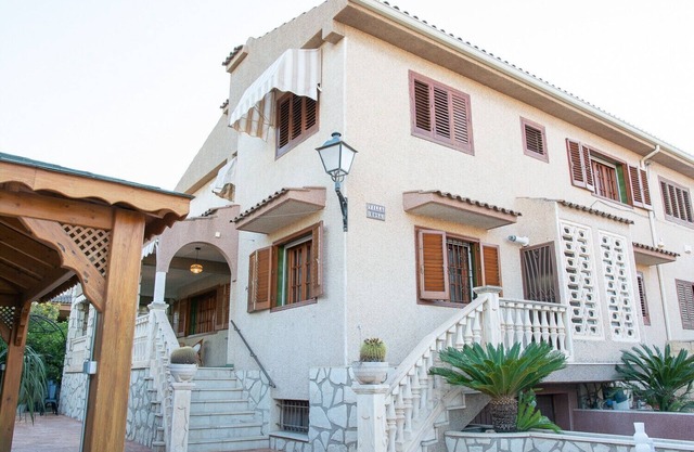 VILLA COSTA BLANCA, privada, 12 personas , cerca