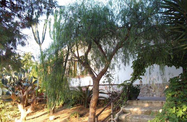 Villa Costa Grande with garden and free parking, relaxation area