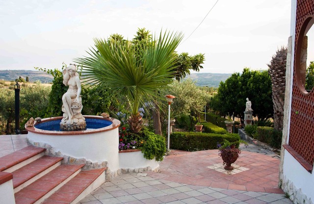 VILLA DI ROSA | HOLIDAY IN SICILY