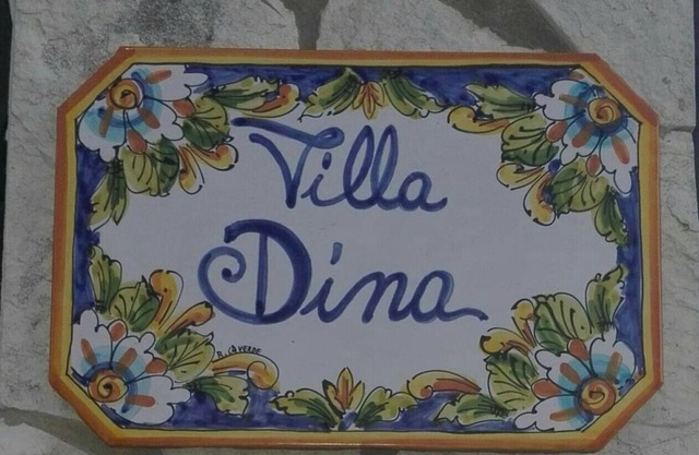 Villa Dina holiday home a few steps from the sea